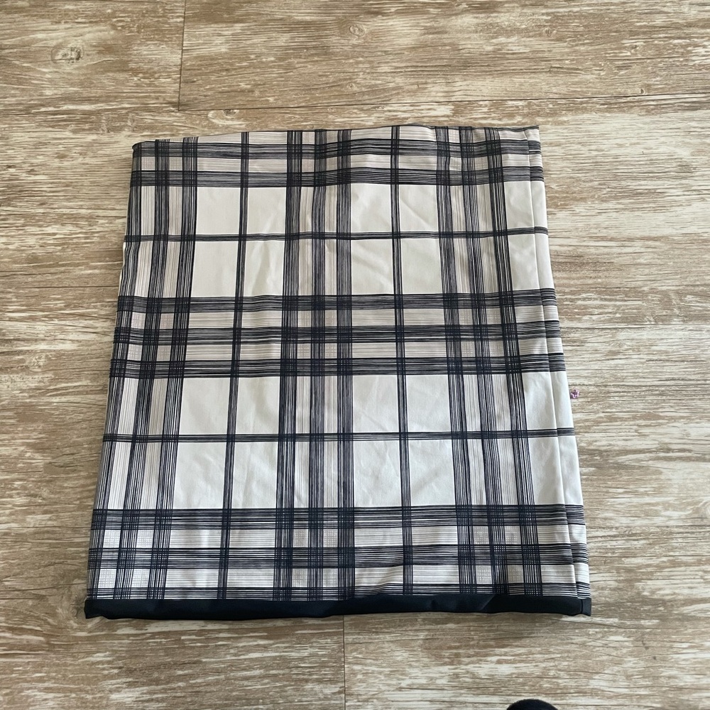 Burberry pencil skirt